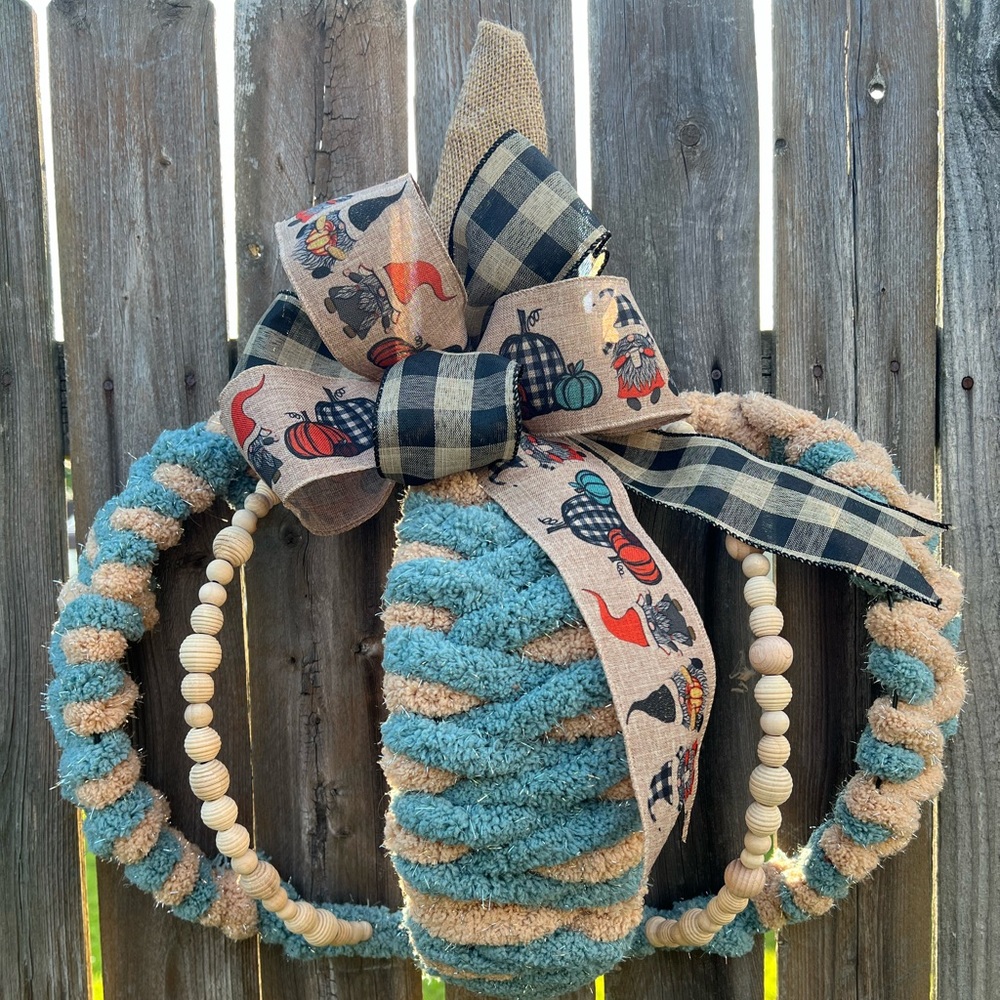 Fall pumpkin wreath